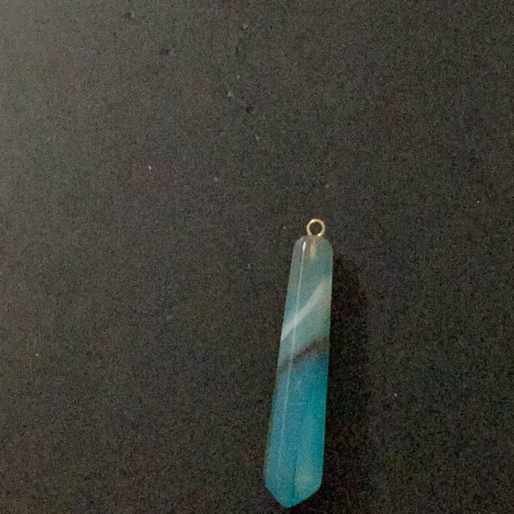 Elegant Blue Pendant Necklace